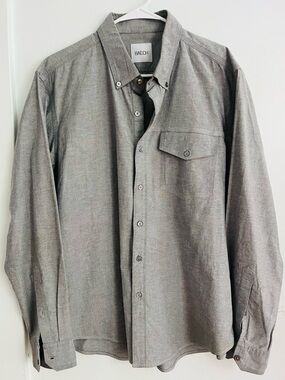 Batch • Men’s Grey Button-Up Shirt